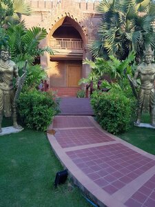 Гостиница Famous Hotel Bagan