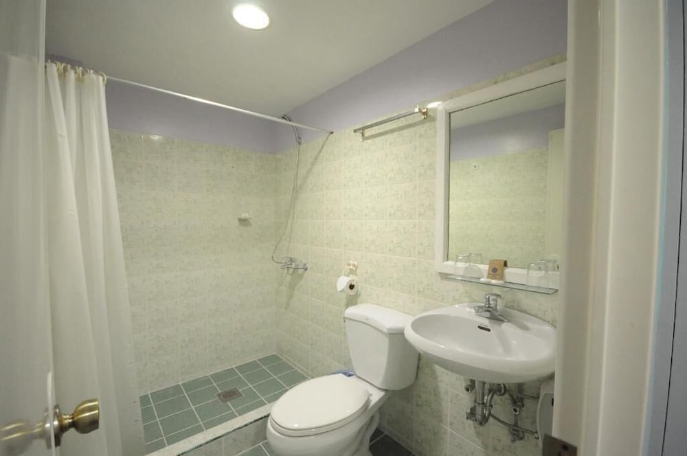 Фото Marbella Leisure Hostel