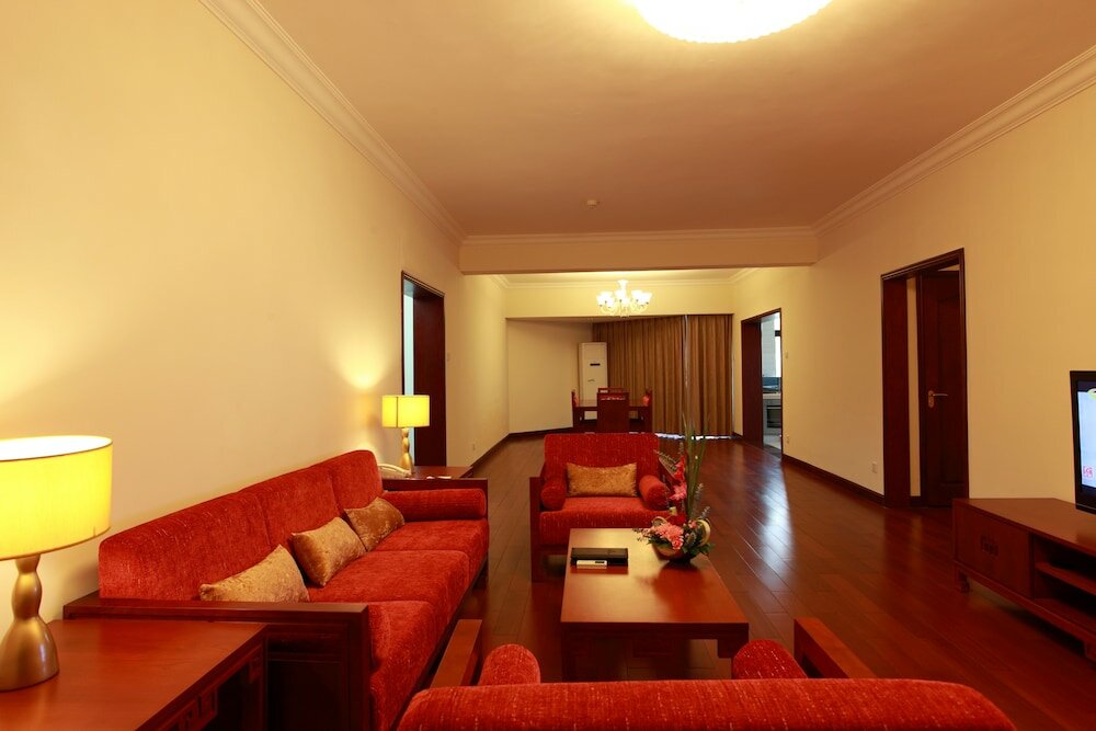 Фото Ming Wah Apartment Shenzhen