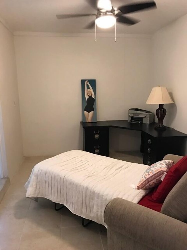 Фото Salty Bungalows Rosie