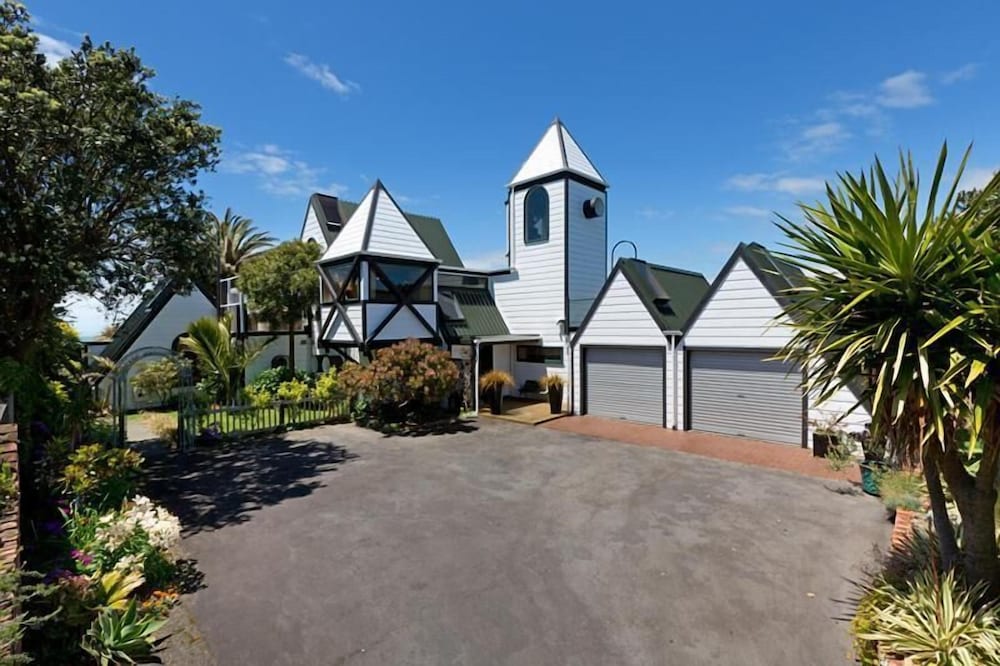 Фото Tivoli Homestay