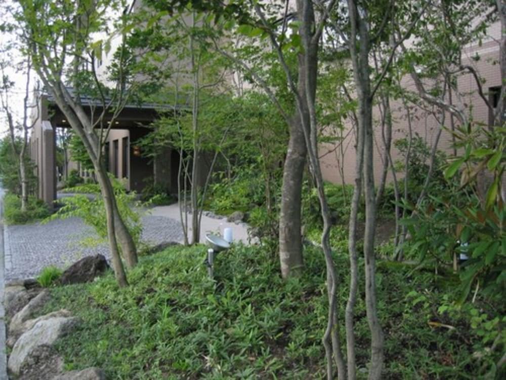 Фото Yufuin Hotel Shuhokan