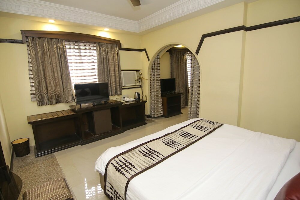 Фото Lytton Hotel