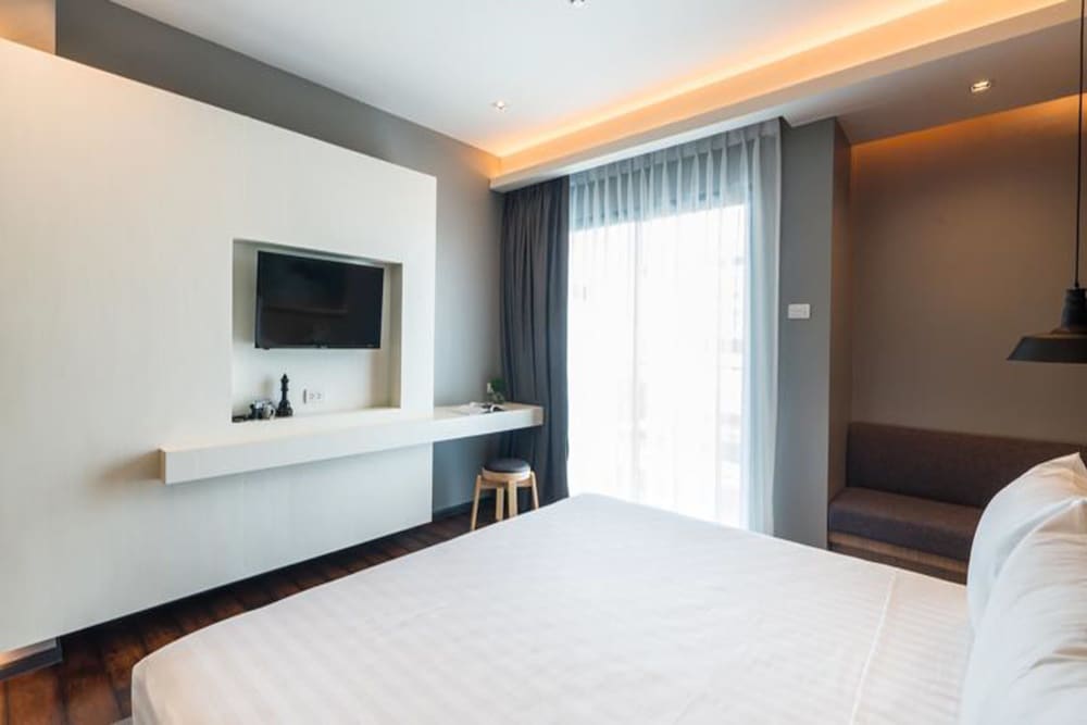 Фото Sea Me Spring Tree Hotel