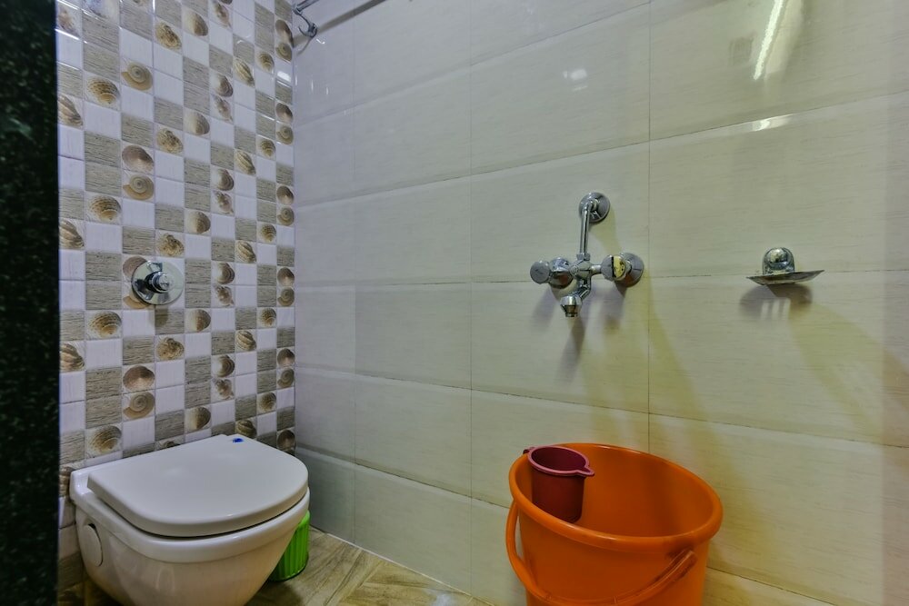 Фото Decent Guest House