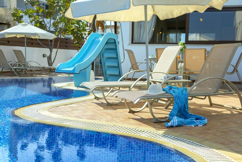 Фото Вилла Seafront Protaras Luxury Resort