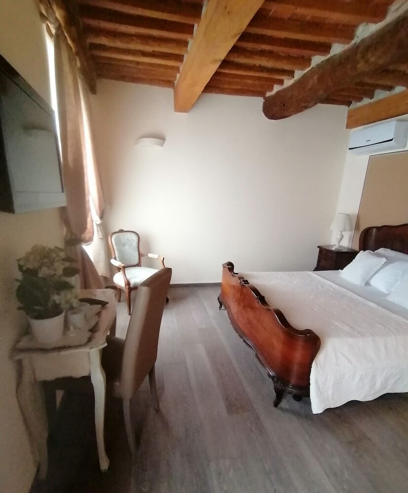 Фото B&b La Bella Lucca