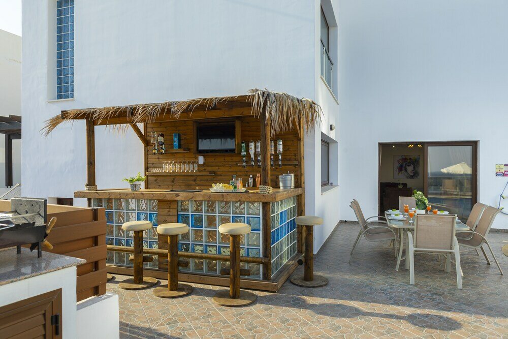 Фото Вилла Seafront Protaras Luxury Resort