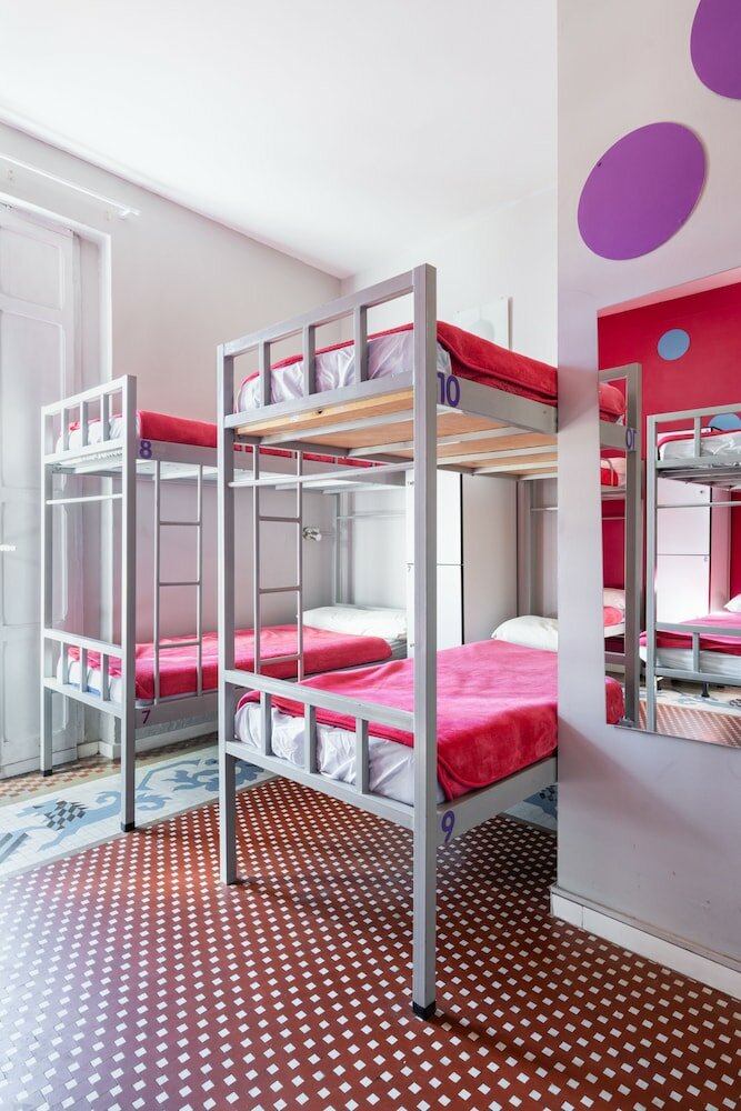 Фото Purple Nest Hostel Valencia
