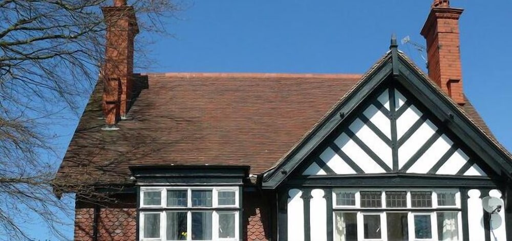 Фото Chester Court Hotel