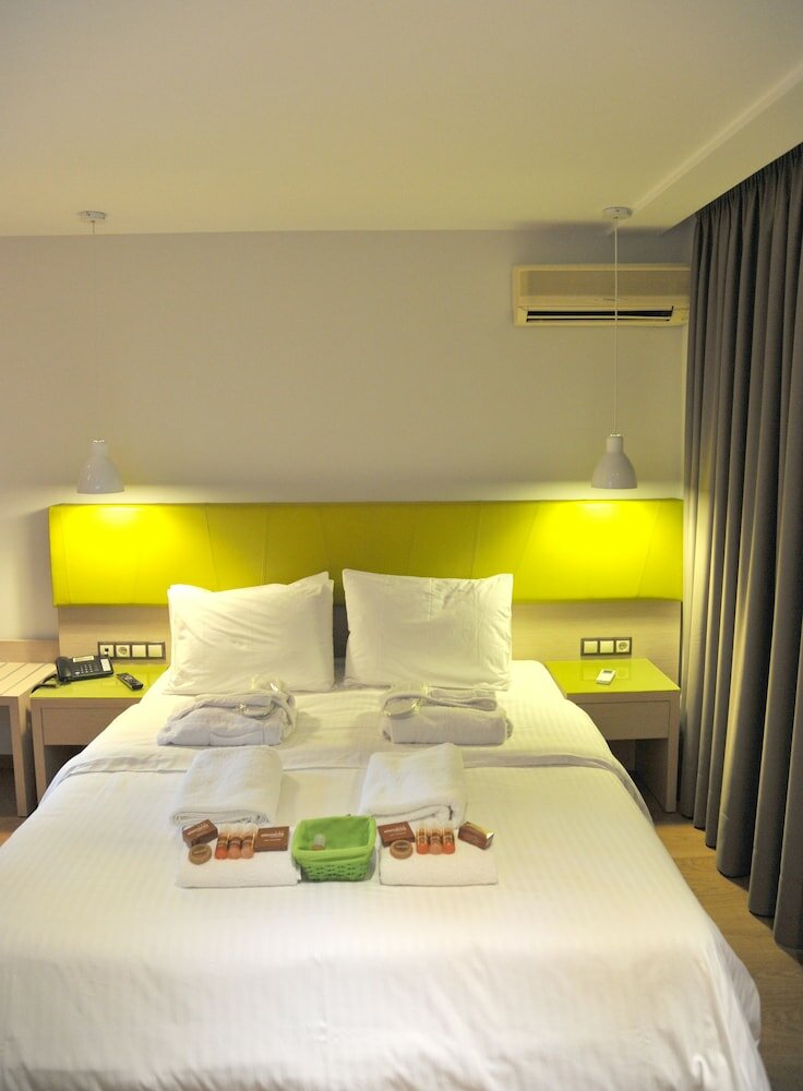 Фото отеля 2