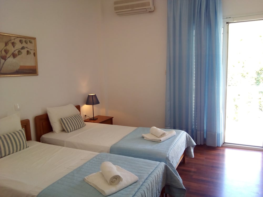 Фото Golden Beach Agiocampos Hotel