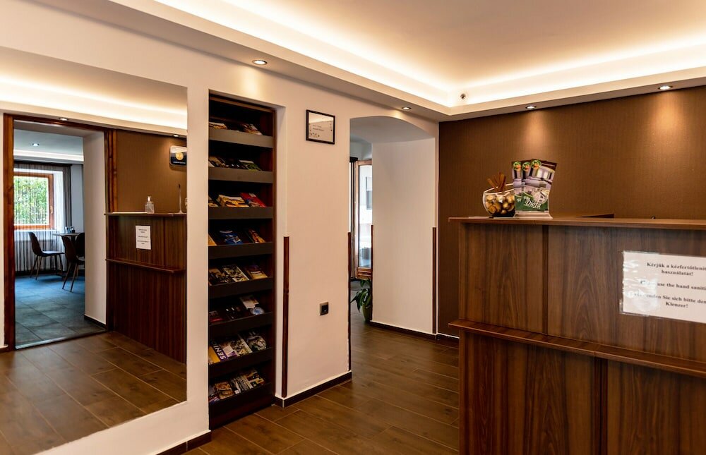 Фото Vén Diófa De Lux Panzió