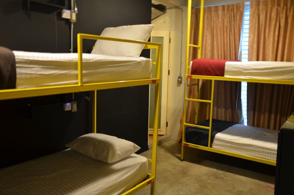 Фото Silom Art Hostel