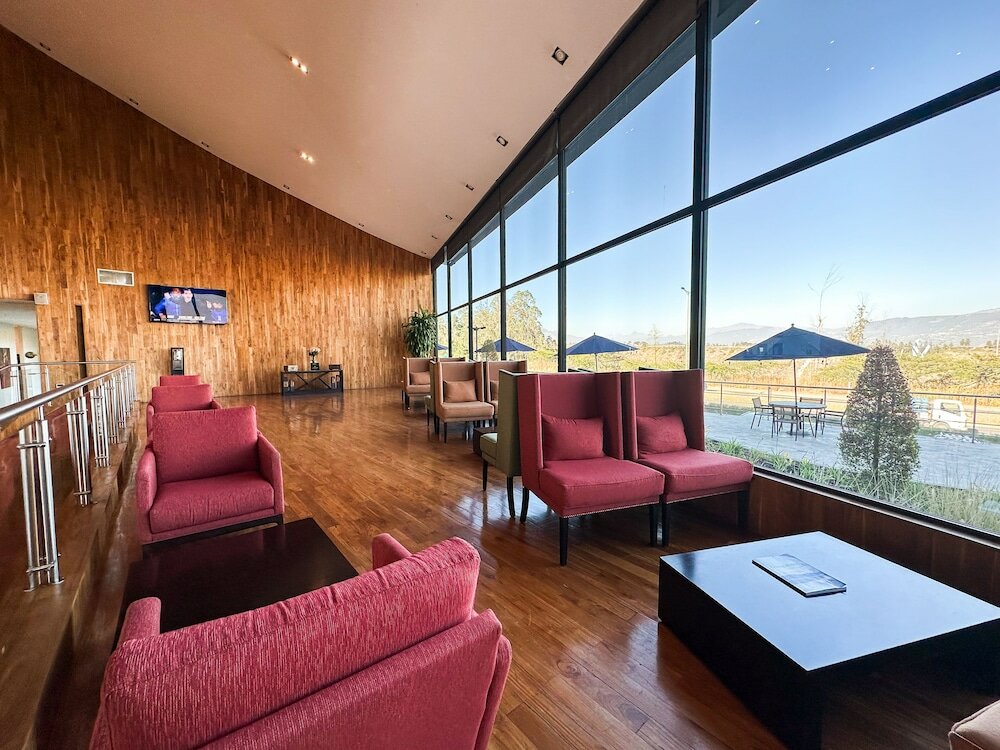 Фото Wyndham Quito Airport