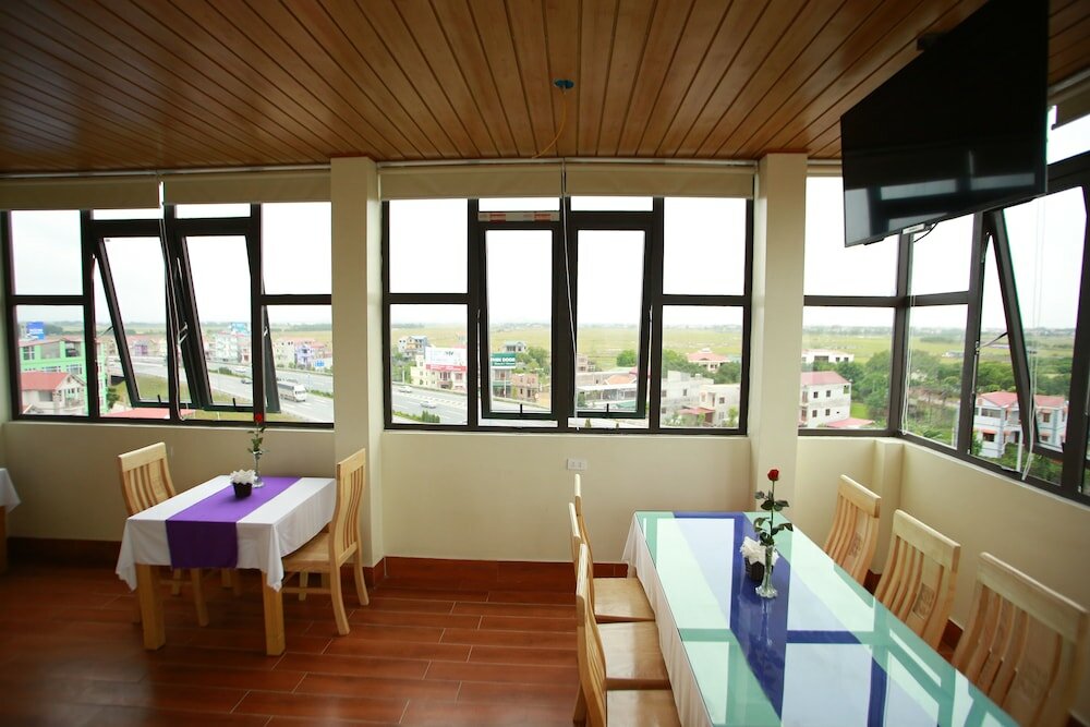 Фото Family Transit Hotel