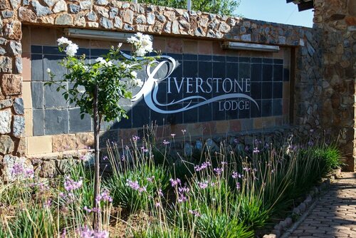 Внешний вид отеля Riverstone Lodge в Муниципалитете Могале-Сити, фото 2