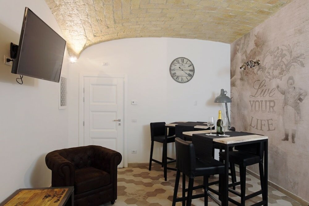 Фото Suite Maggiore