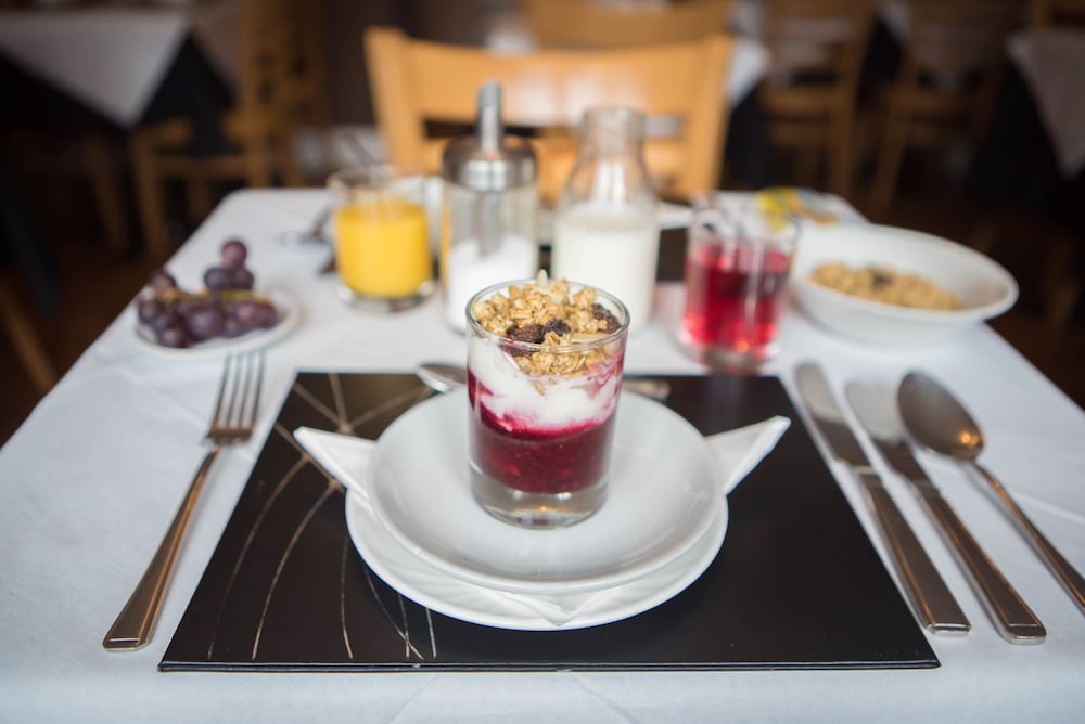 Фото Red Mullions Guest House