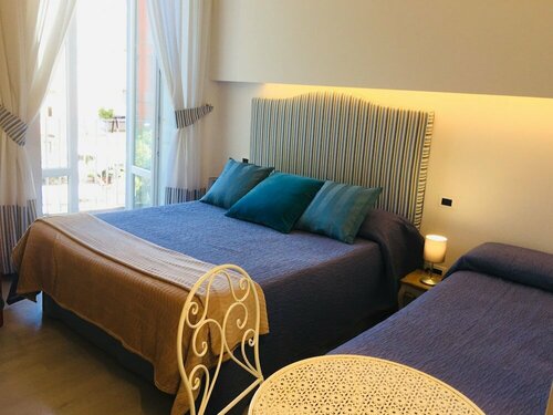 Гостиница B&b Neapolis Bellini в Неаполе