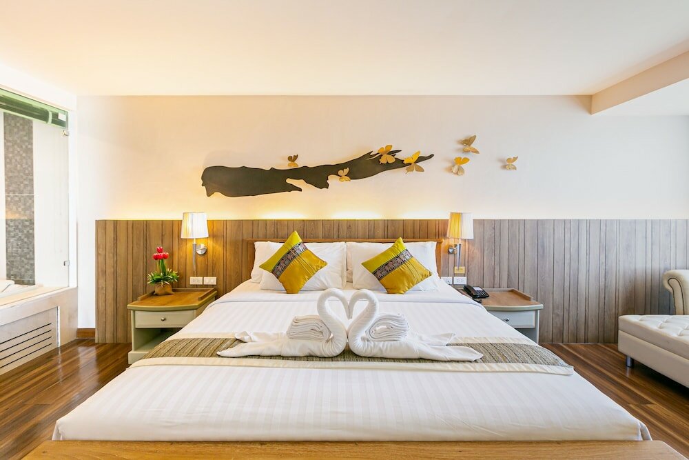 Фото Grand Ratchapruek Hotel