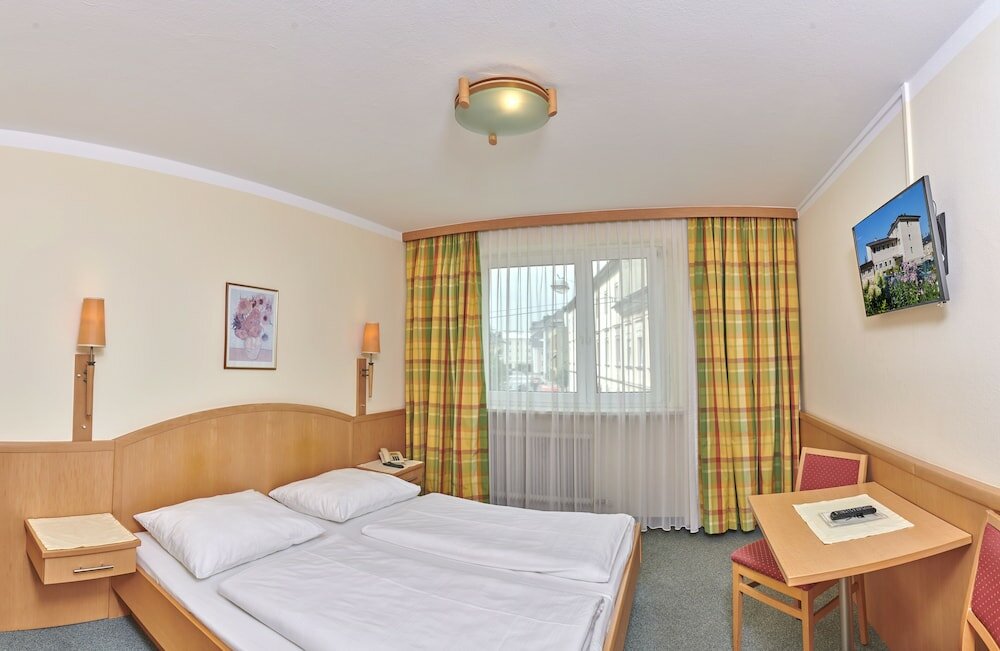 Фото Hotel Ganslhof