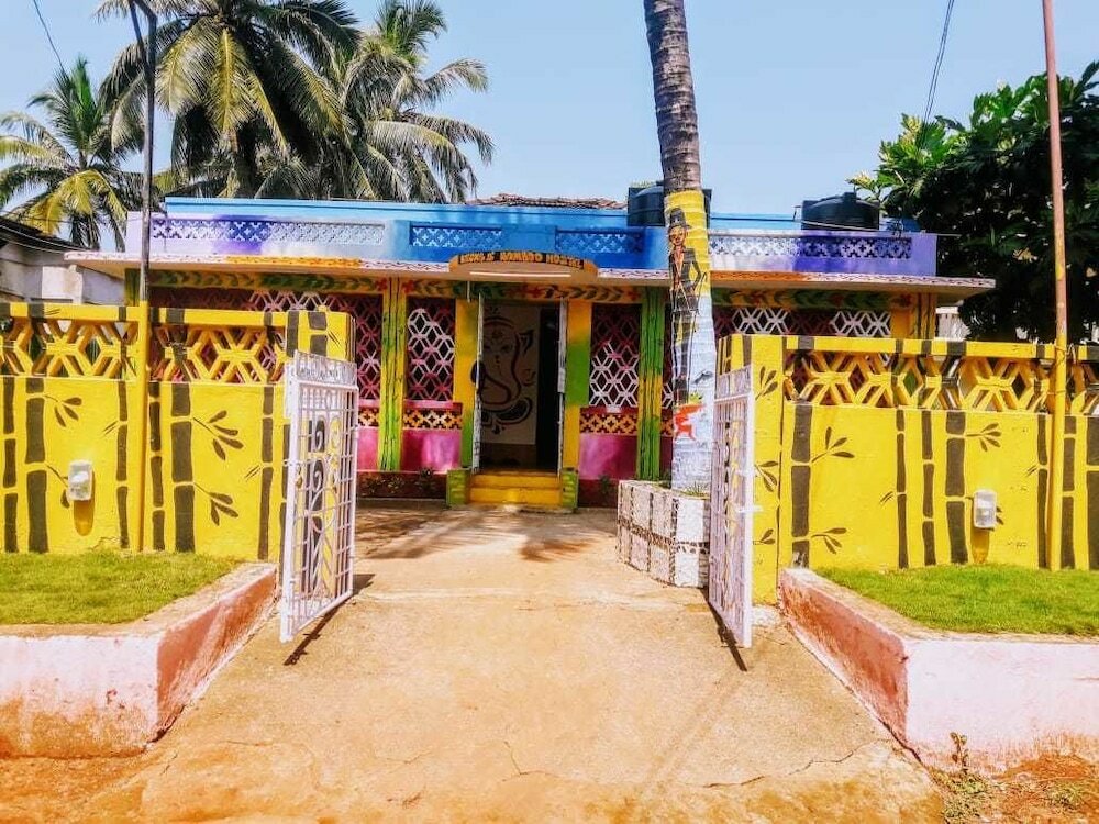 Фото Bricks and Bamboo Hostel