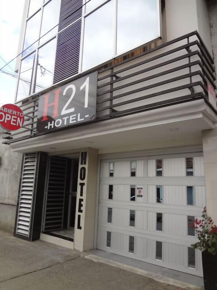 Фото Hotel H21