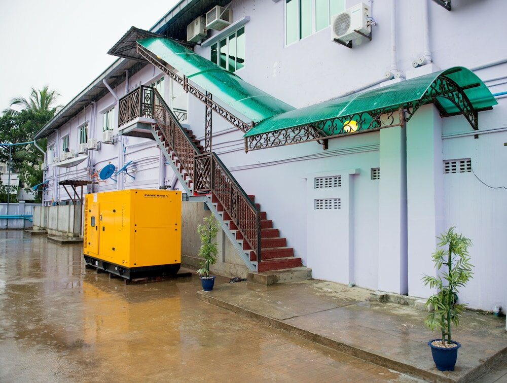 Фото отеля 2