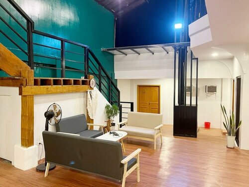 Гостиница Zuric Pension Coron в Короне