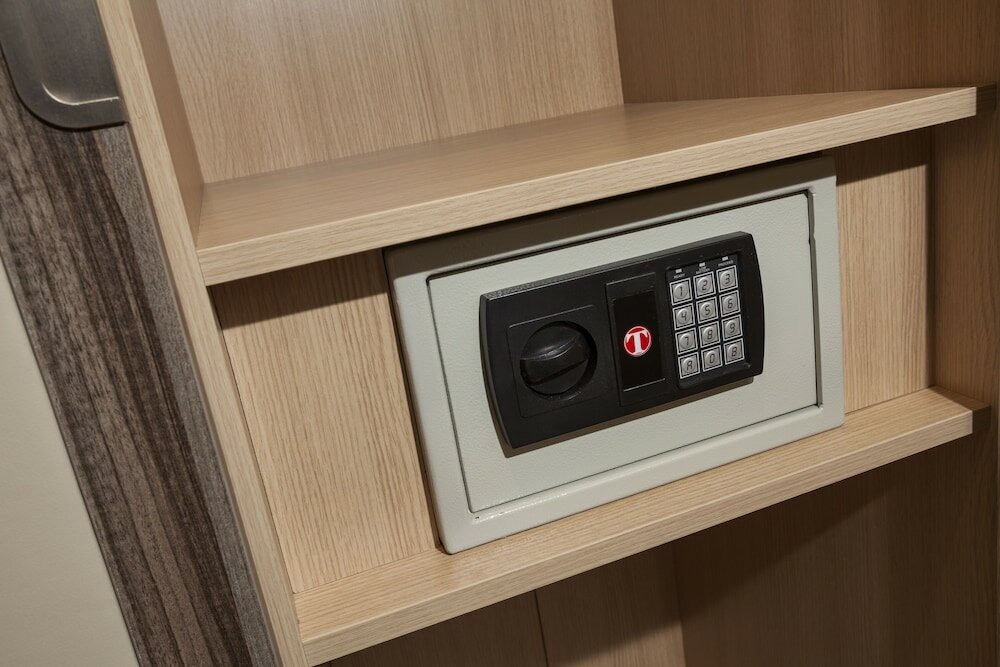 Фото Window on Rome