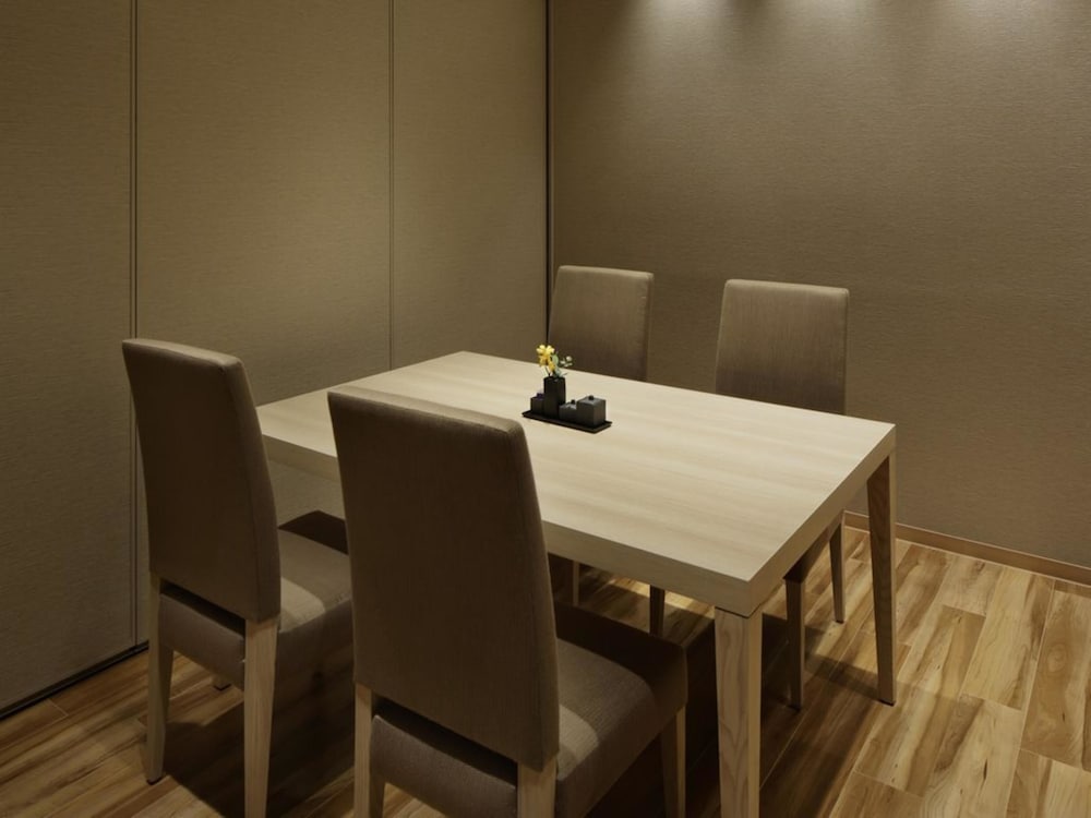 Фото Kobe Minato Onsen Ren