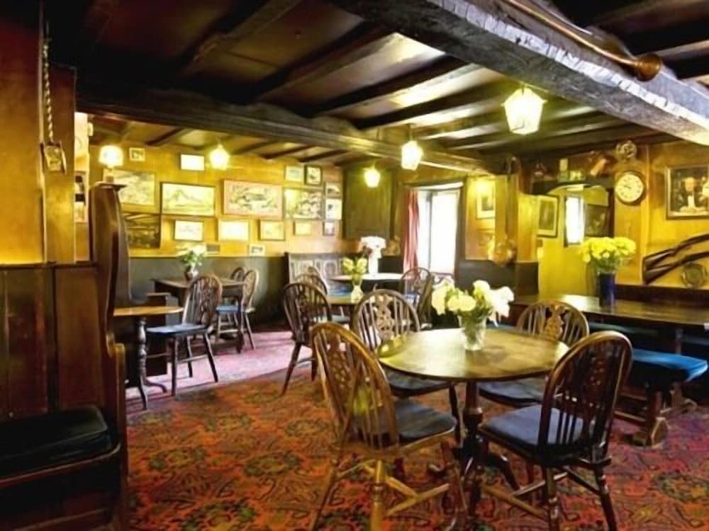 Фото The Nobody Inn