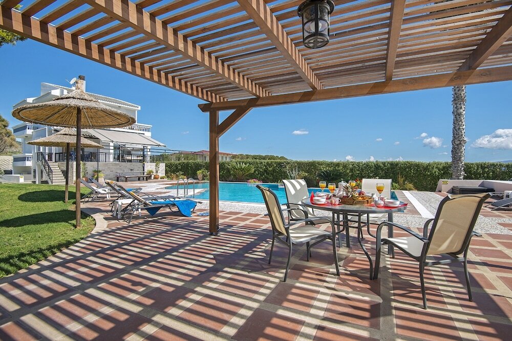 Фото Alkyoni Villa