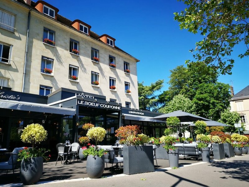 Гостиница Hôtel Le Boeuf Couronné в Шартре