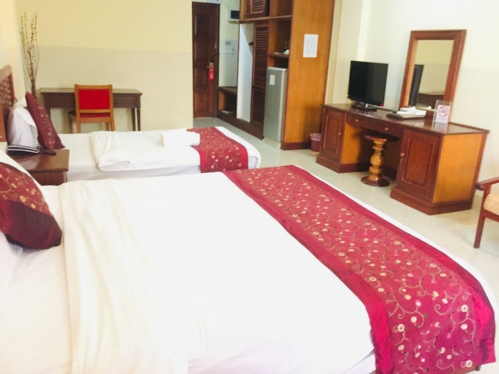 Фото New Rose Boutique Hotel