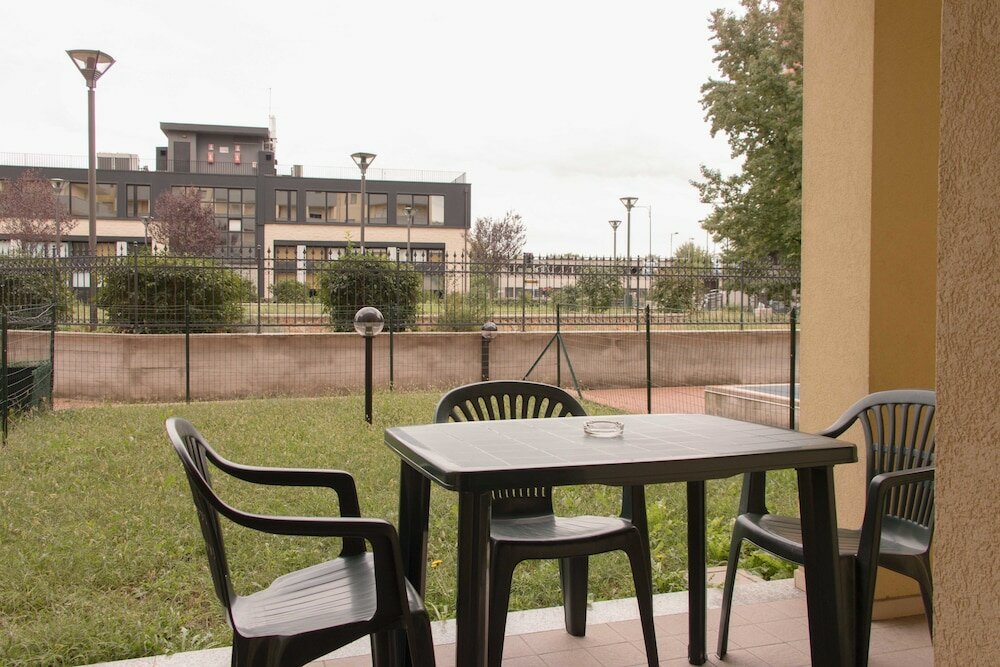 Фото Hq Aparthotel Milano Inn - Smart Suites