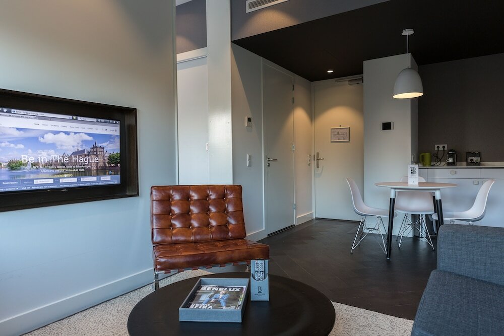 Фото B-aparthotel Kennedy