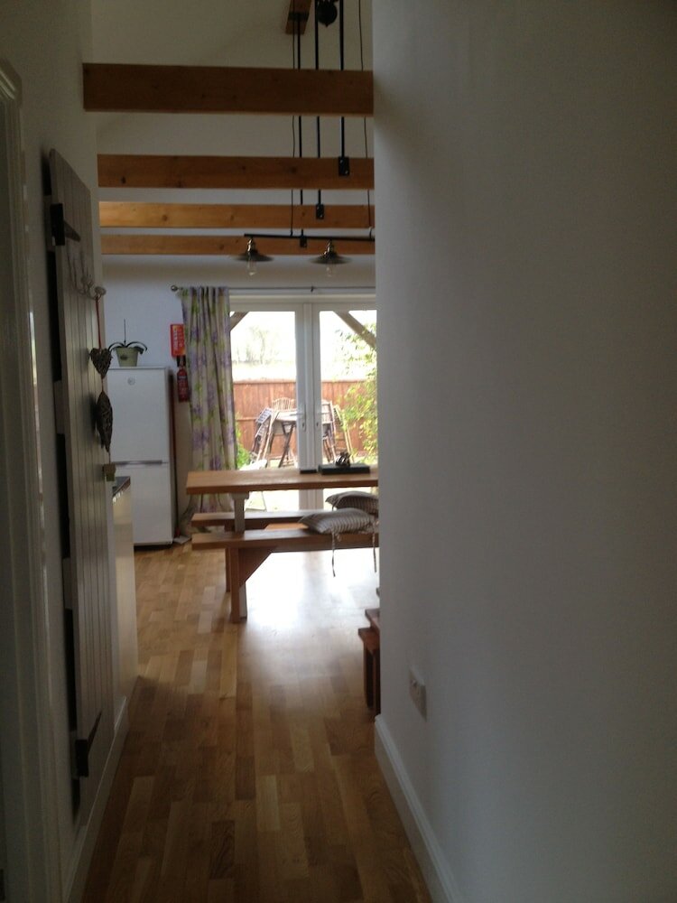 Фото Stable Oak Cottages