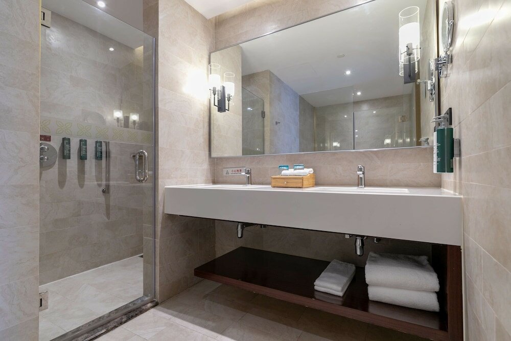 Фото Hilton Garden Inn Foshan