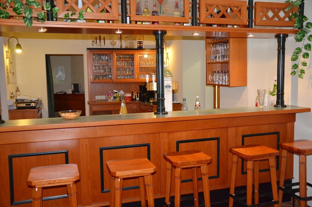 Фото Hotel Restaurant Zur Hallenburg