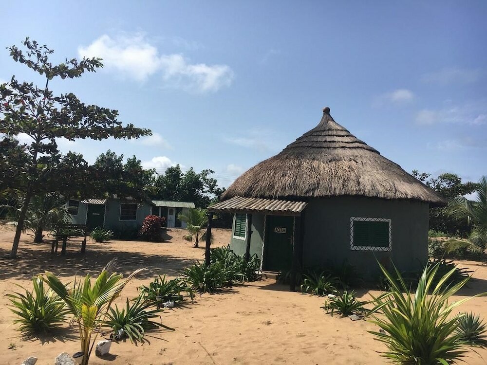 Фото Akwidaa Inn