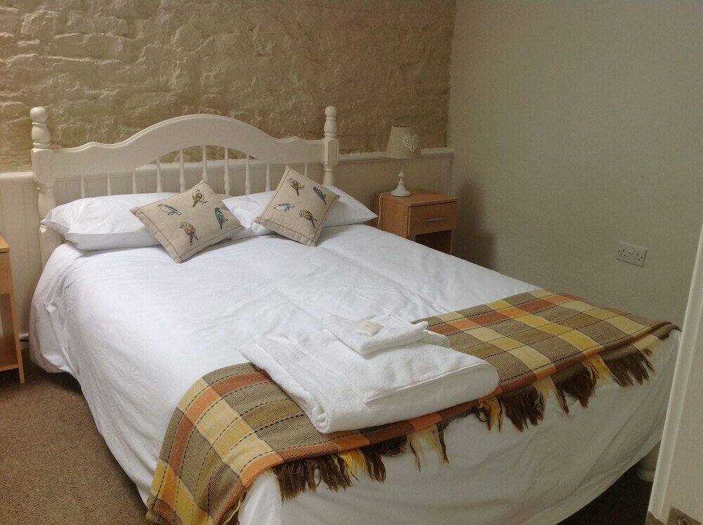 Фото Four Seasons Bed and Breakfast