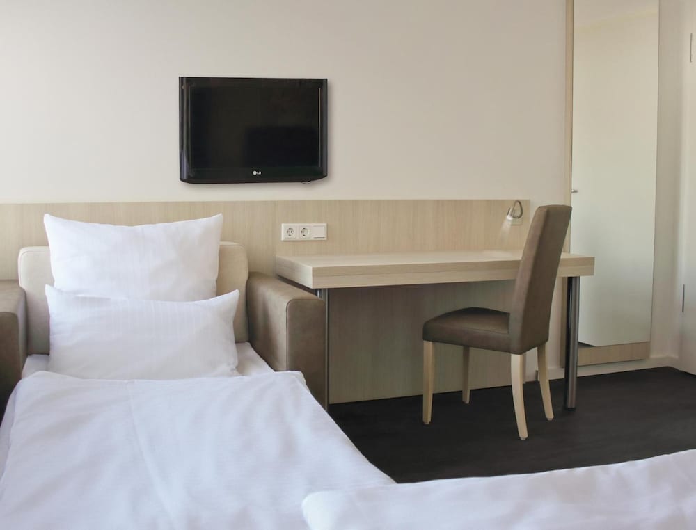 Фото Viva Hotel Lübeck