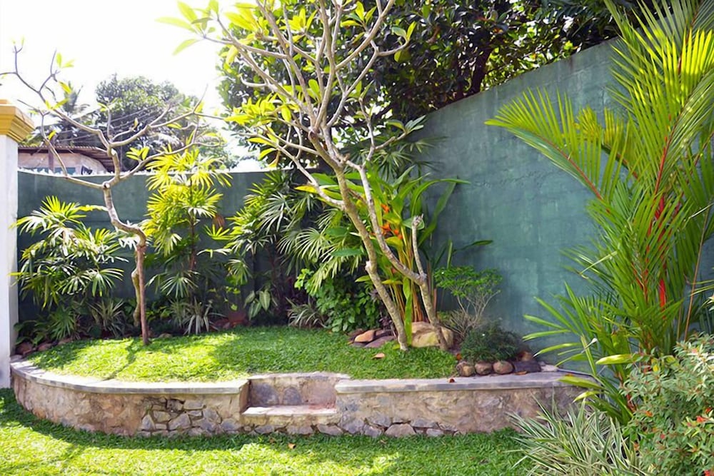 Фото Bloomsbury Holiday Resort & SPA