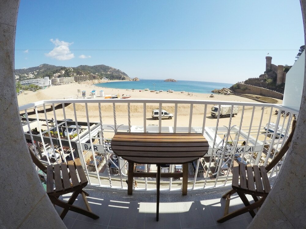 Фото Hostal del Mar