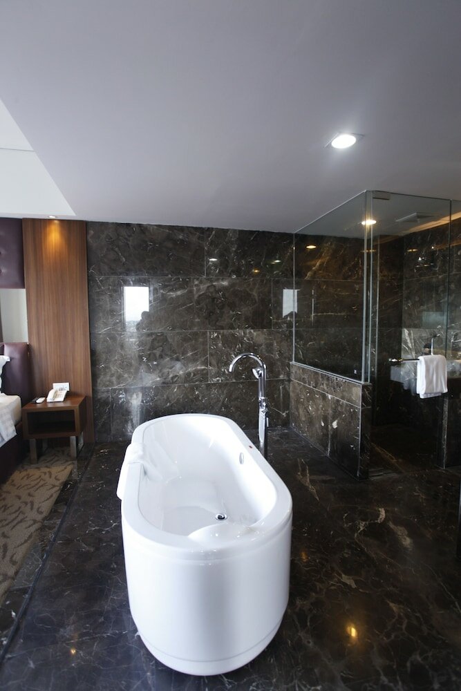 Фото Demelia Hotel