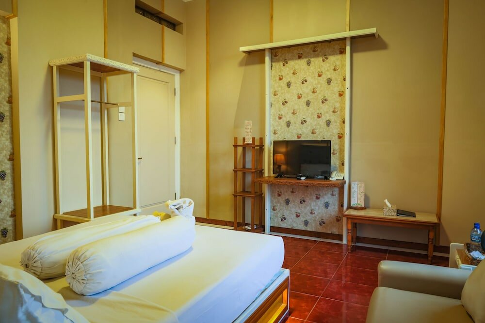 Фото Hotel Gradia 2