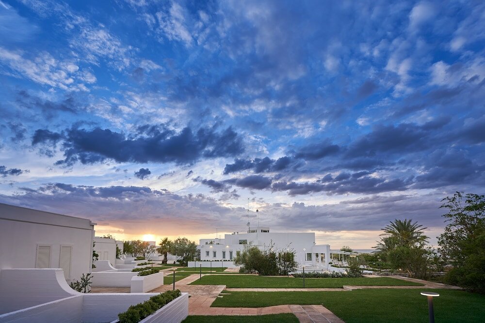 Фото Grotta Palazzese Beach Hotel