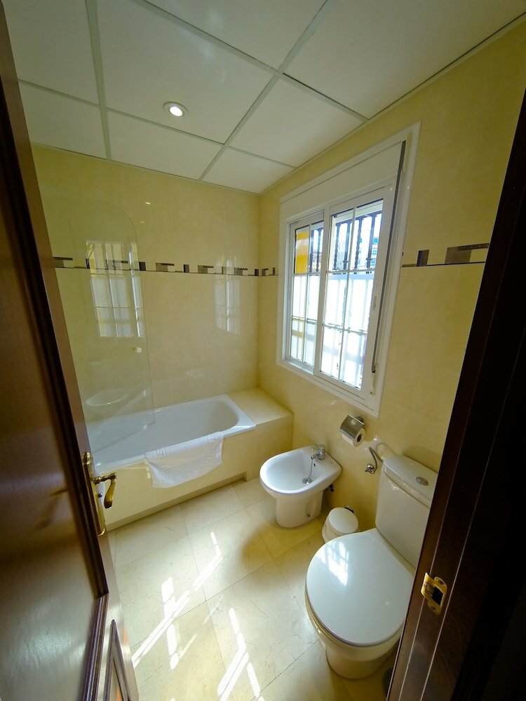 Фото Hostal La Muralla